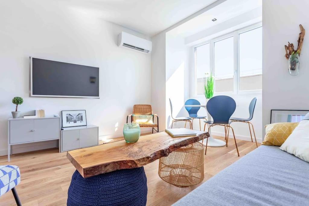 Le Lulli - Un T2 Moderne Et Epure Apartment มาร์กเซย ภายนอก รูปภาพ